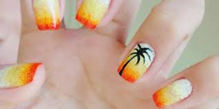 Unhas Decoradas amarelas